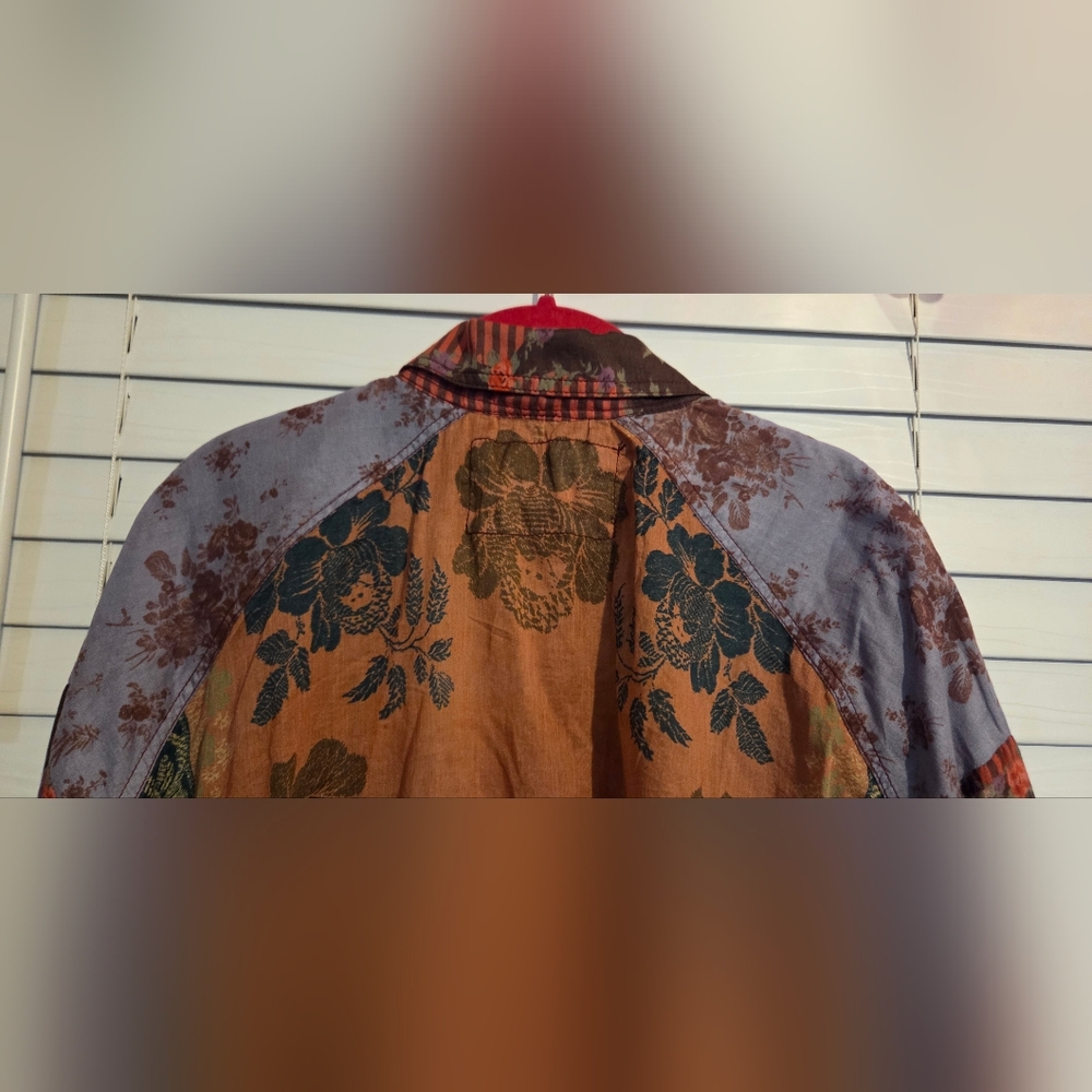 We The Free Womens Flower Patch Cotton Button Front Top EUC size M - Picture 8 of 12